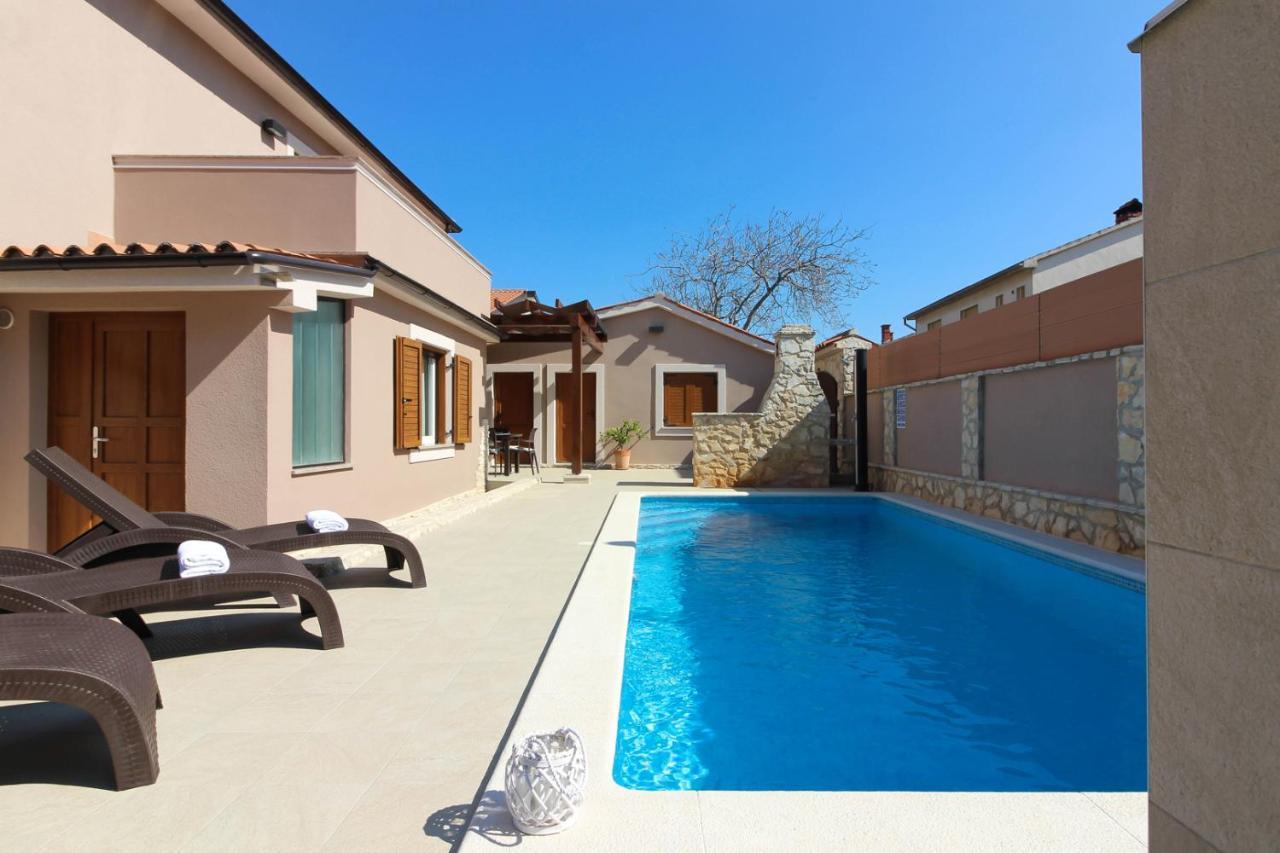 Beautiful Magnifica With Private Pool In Vila