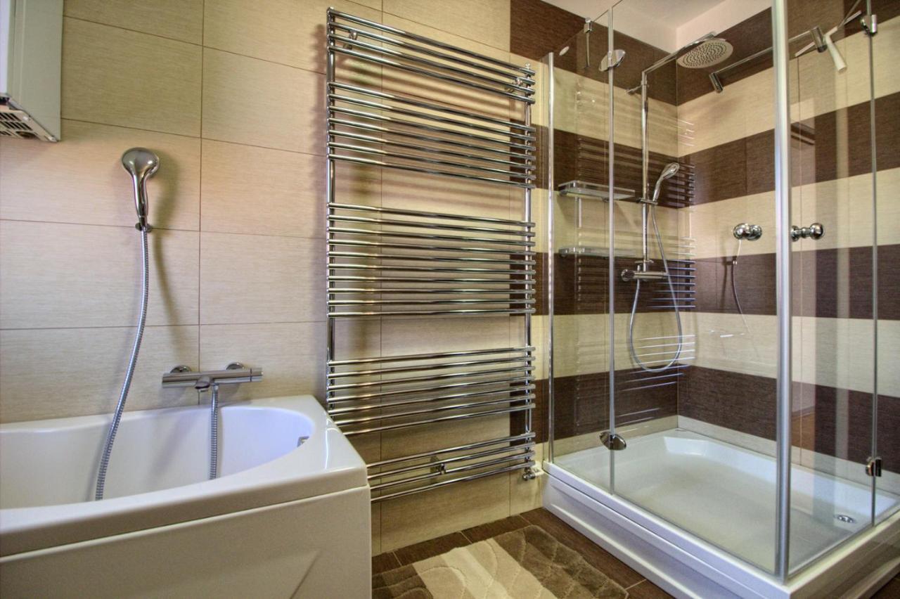 Beautiful Magnifica With Private Pool In Vila
