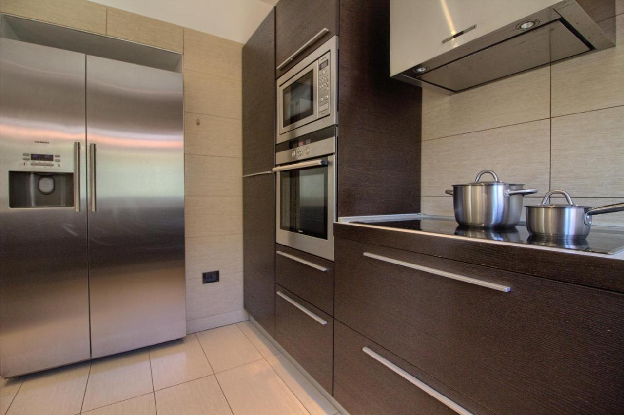 Beautiful Magnifica With Private Pool In *
