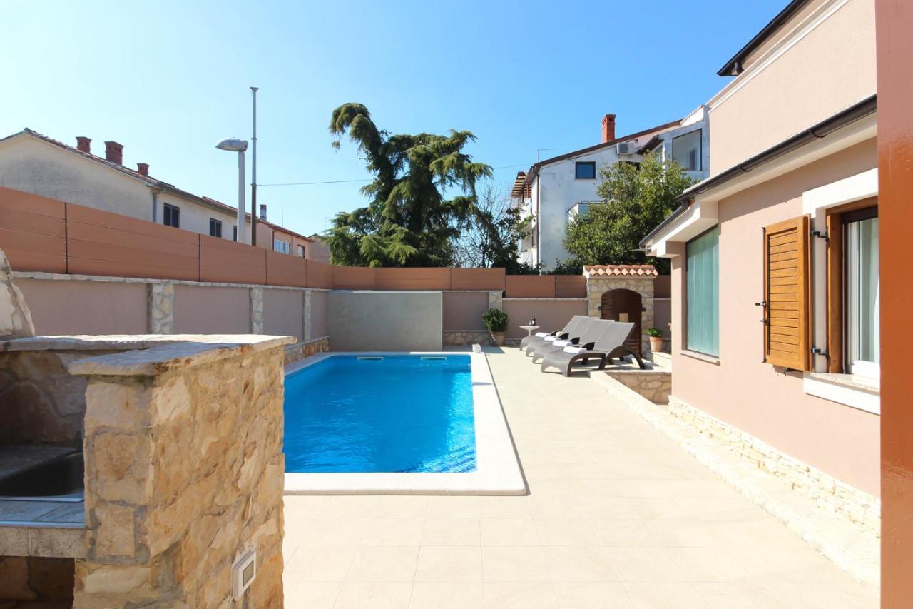 Beautiful Magnifica With Private Pool In