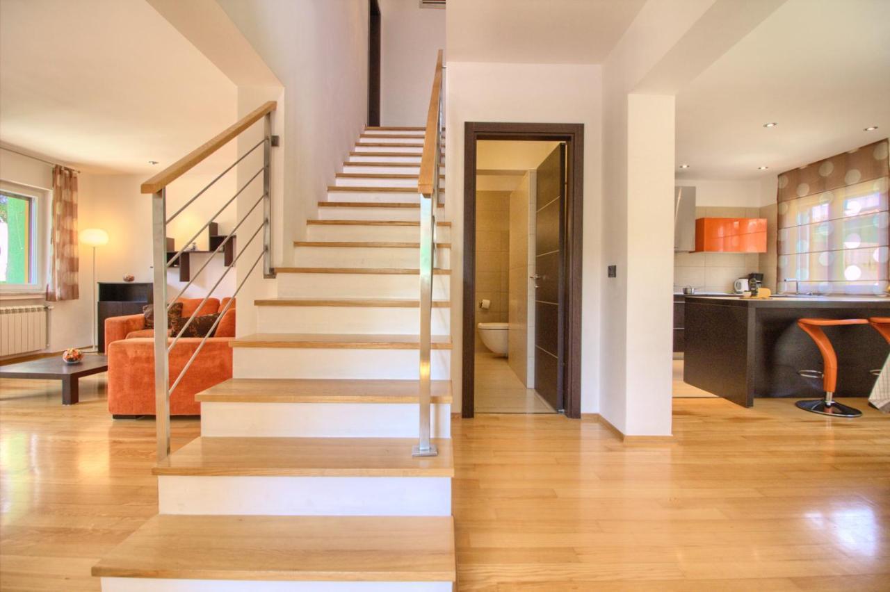 Beautiful Magnifica With Private Pool In *